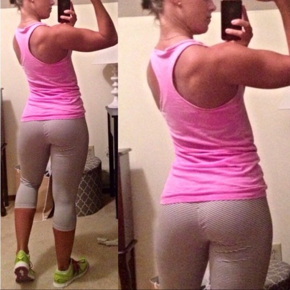 Pants - White & Black Striped Cropped Leggings